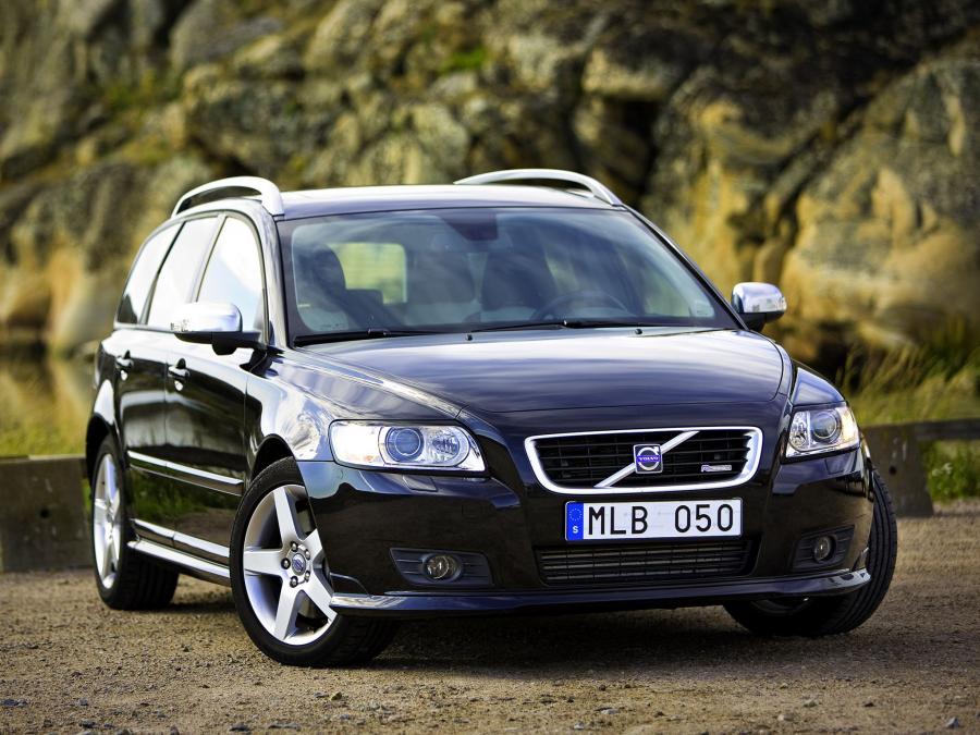  Volvo V50 R-Design 2008 года  (фото 16 из 17)